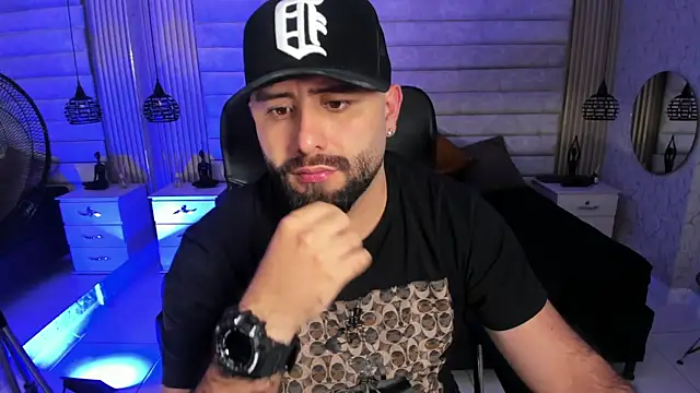 jhon_bear03 Chat XXX in diretta