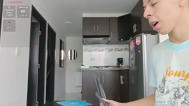 grey___27: απευθείας συνομιλία ΧΧΧ