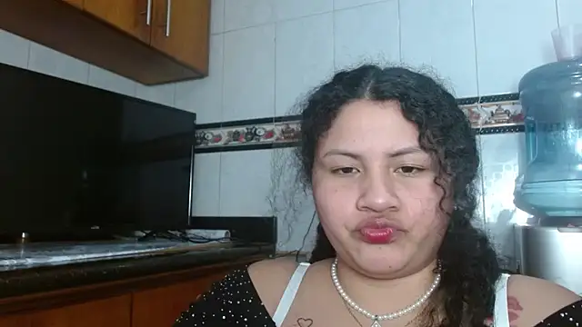 Baby_dirt live XXX chat