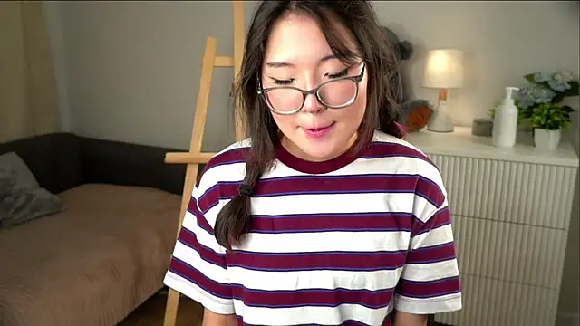 NelleMihalko's Live XXX Chat