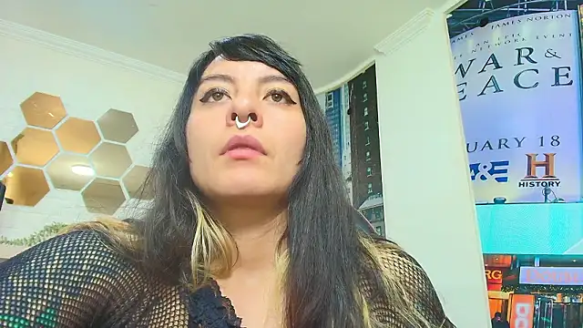 Živý XXX chat Naughty_Kittenm