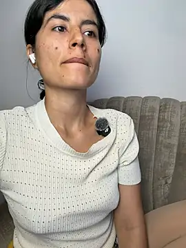 Chat +18 de kanela3434 ao vivo