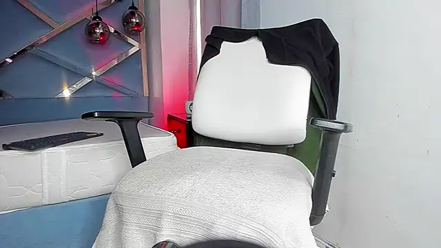 Lucii_fer_のライブXXXチャット