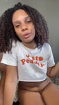 FreeIvy Live XXX Chat