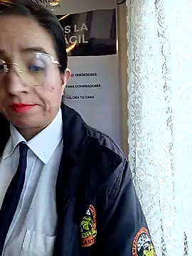 Chat +18 de Valentina--1 ao vivo