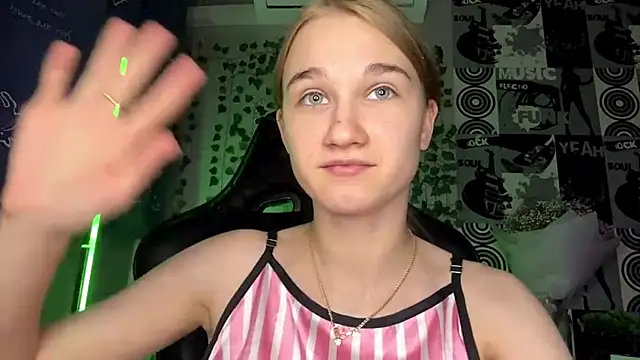 Chat +18 de helgicuteness ao vivo