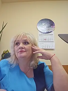 AliceStar333's Live XXX Chat