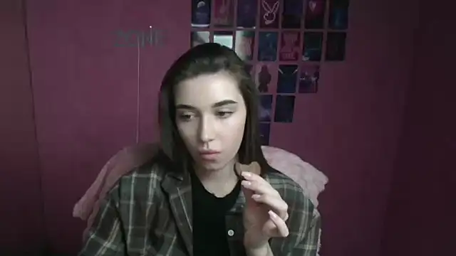 Chat +18 de NikaMystic ao vivo