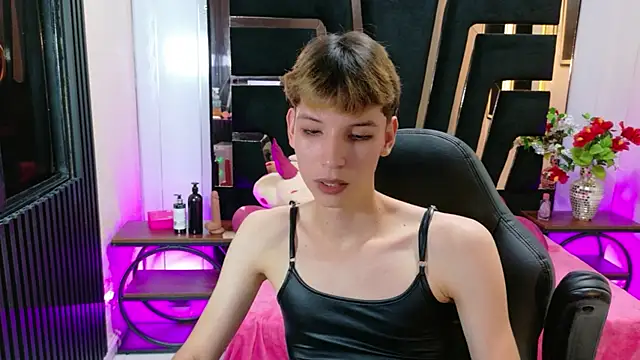 Chat +18 de Stefany_PiInk ao vivo