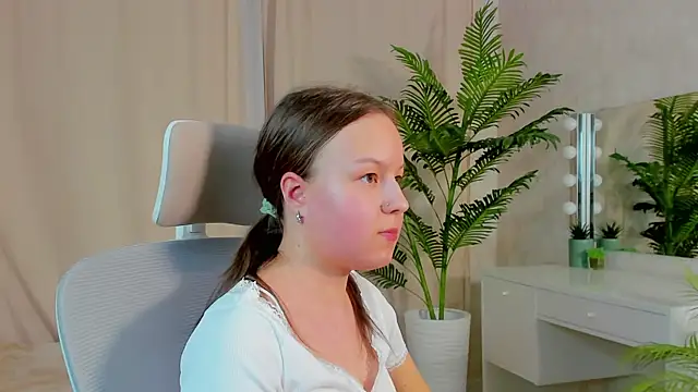 Chat +18 de DarcyAcly ao vivo