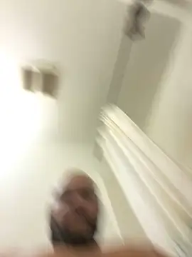 Brickstevens: διαδικτυακό σόου στην κάμερα