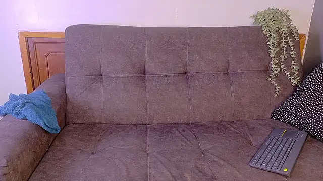 Chat XXX en directo de AnnieRouse__