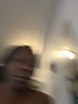 littyleesh1 Show in webcam