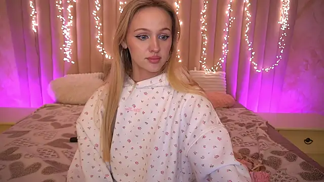 LylaYeess 即時 XXX 聊天