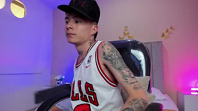 Nascary_Fox: απευθεία ς συνομιλία ΧΧΧ