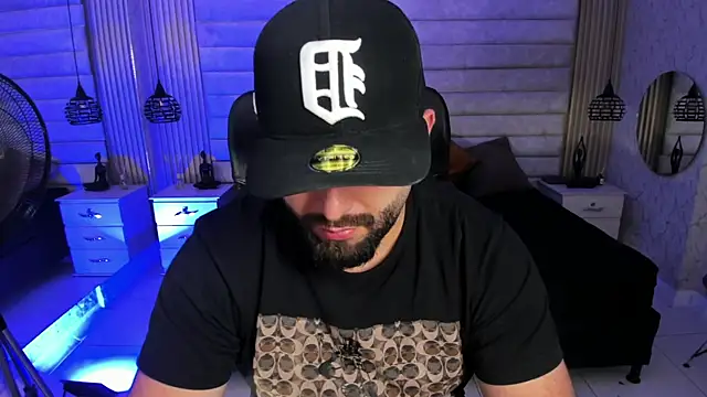 jhon_bear03: απευθείας συνομιλία ΧΧΧ