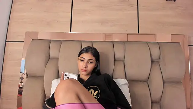 karol_lewiss: онлайн-секс-чат