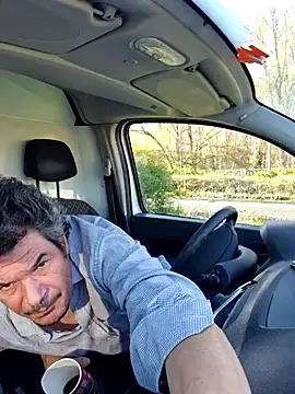 twitshe ওয়েবক্যাম শো