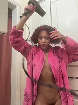 XXX chat uživo modela Tamiii420