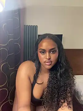 Realriyaaa's Live XXX Chat