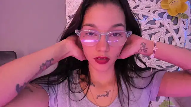 Онлайн чат XXX loraineblake