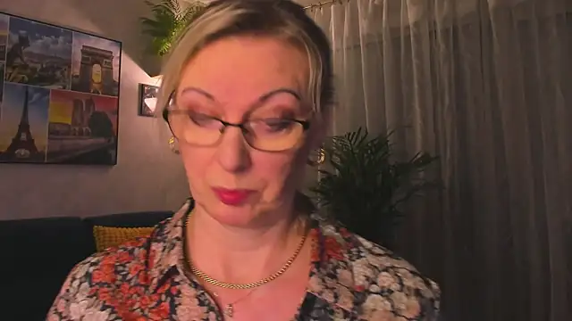 XXX chat uživo modela vanessa_chat