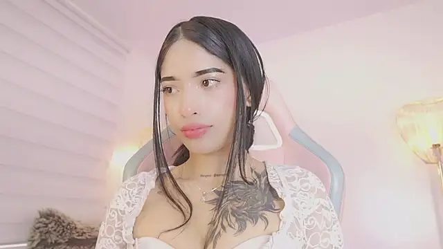 Adaline_Hoffman's Live XXX Chat