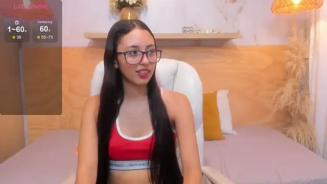 Lasira_Thill's Live XXX Chat