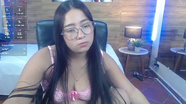 tinisweet's Live XXX Chat