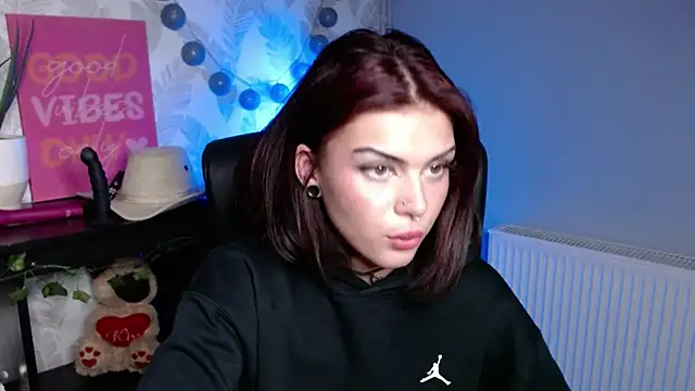 Nova_SIN Chat XXX live