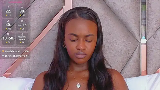 Sally-Noa – Live XXX-chat