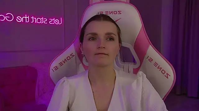 AnnyRaiiのライブXXXチャット