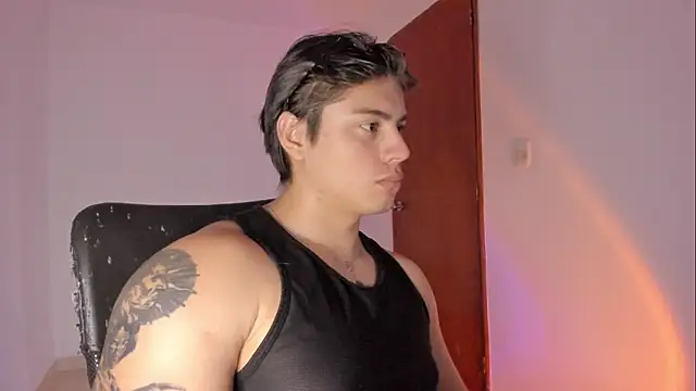 Giordano_Russo Live XXX-Chat