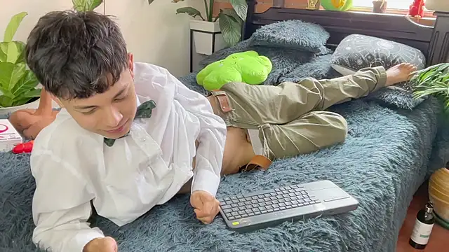 Andy_Belier23 Live XXX-Chat