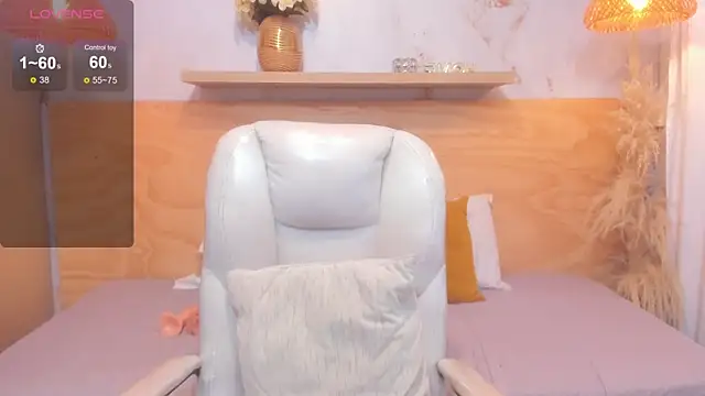 Chat +18 de Lasira_Thill ao vivo