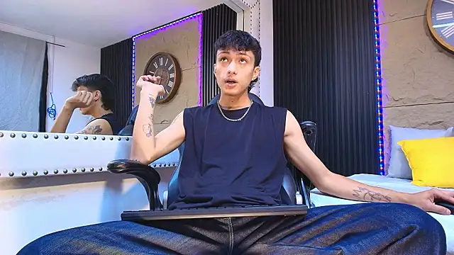 Lean_Portman Chat XXX in diretta