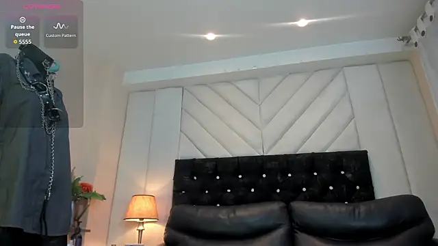 Scaarlett_prince webcam show