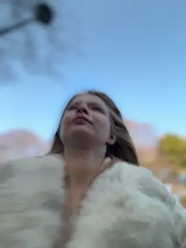 دردشة AnastasiaAniess الجنسية المباشرة