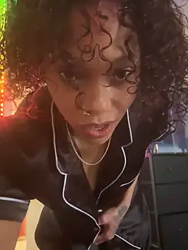 Tamiii420 现场XXX聊天