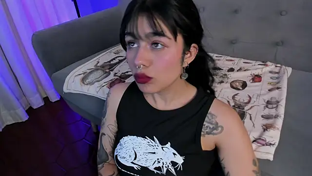 Živý XXX chat flower_smith_