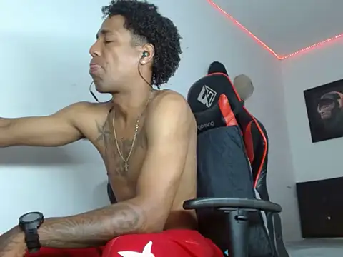 Chat XXX en directo de BBC_Black_