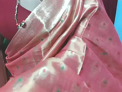 sunitha-3's Live XXX Chat