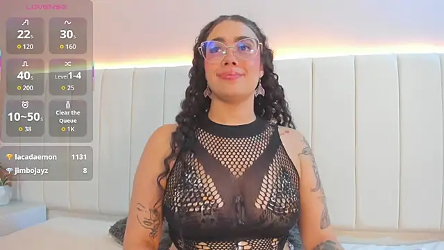 antonelllepiercee's Live XXX Chat