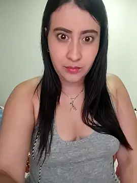 Chat +18 de mialorents ao vivo