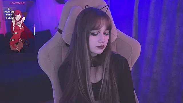 LiliLunaのライブXXXチャット