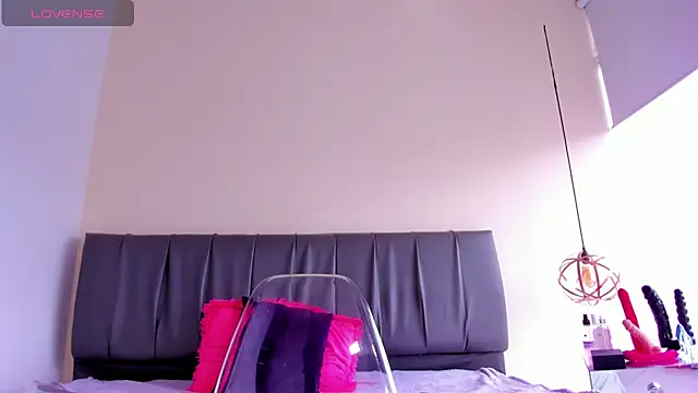 Chat +18 de iisabella_noa ao vivo