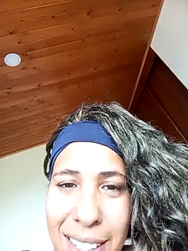 IVONNE_COLLINS33 Chat XXX in diretta