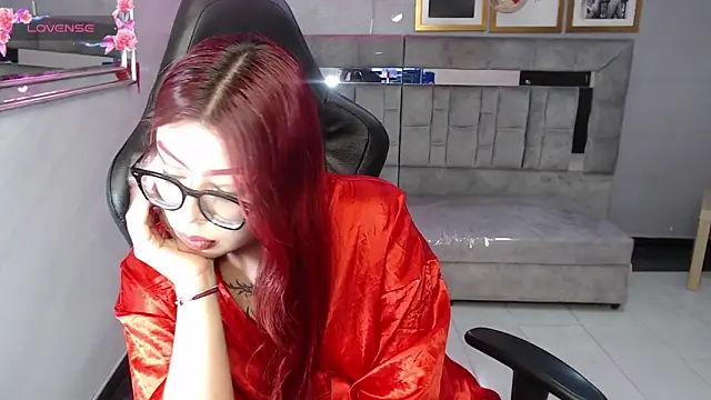 Онлайн чат XXX Red_Bunny_v