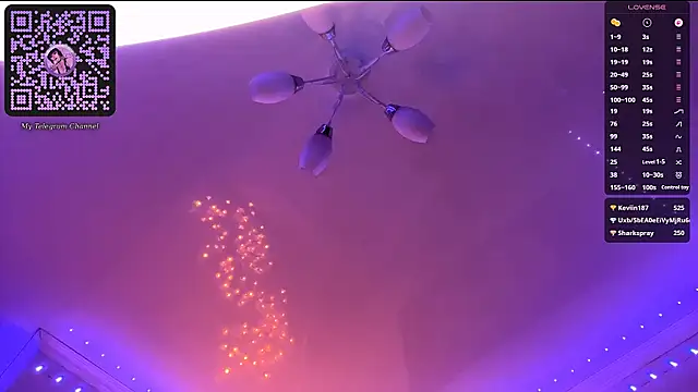 SmilingPatent webkamerás műsora