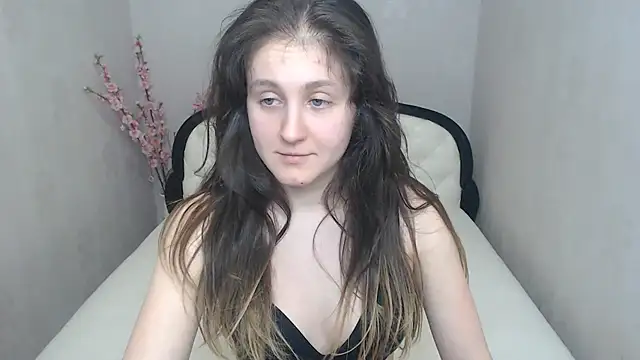 Chat +18 de Holliy_Cooper ao vivo